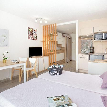 Studio Climatise Pour 3, Face Est, A 50M Plage Et Proche Commerces - Fr-1-466A-23 Saint-Raphael (Var) Exterior foto