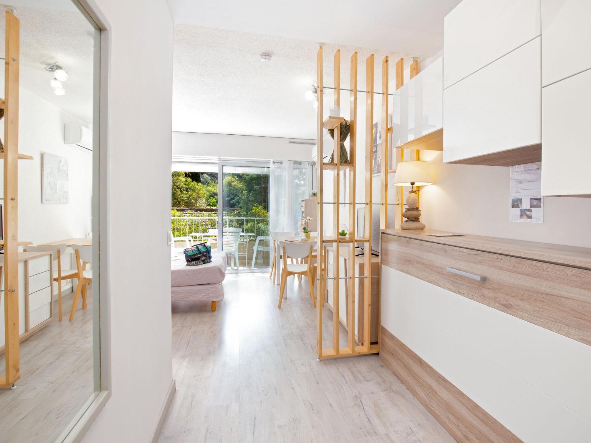 Studio Climatise Pour 3, Face Est, A 50M Plage Et Proche Commerces - Fr-1-466A-23 Saint-Raphael (Var) Exterior foto